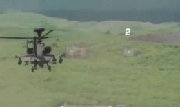 狙击阿帕奇在线观看,惊心动魄的空中对决